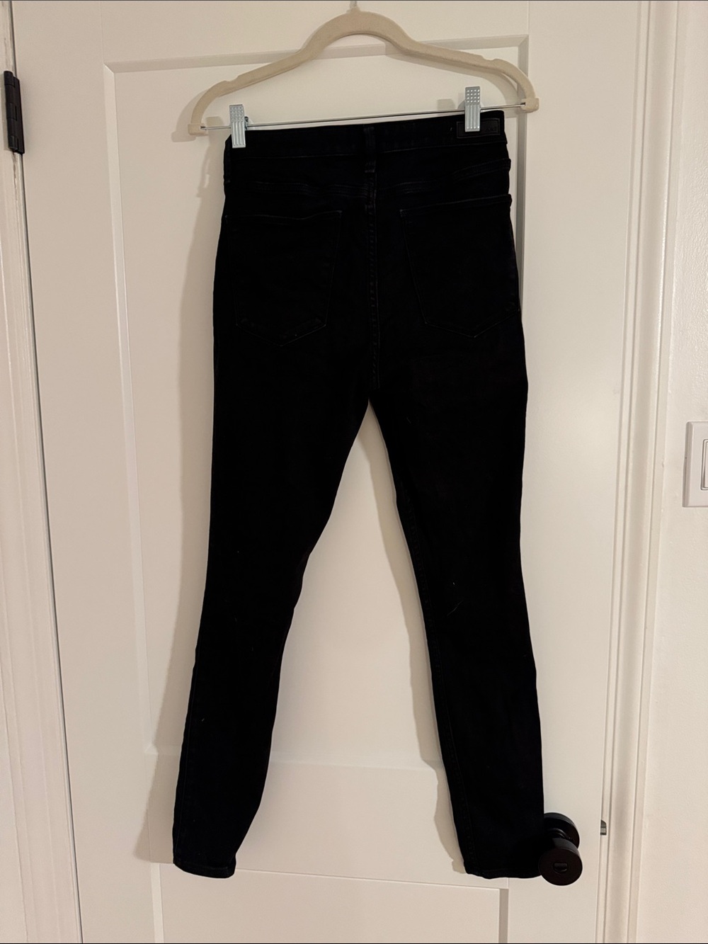 Abercrombie & Fitch Black High-Rise Skinny Jeans - Picture 3 of 3